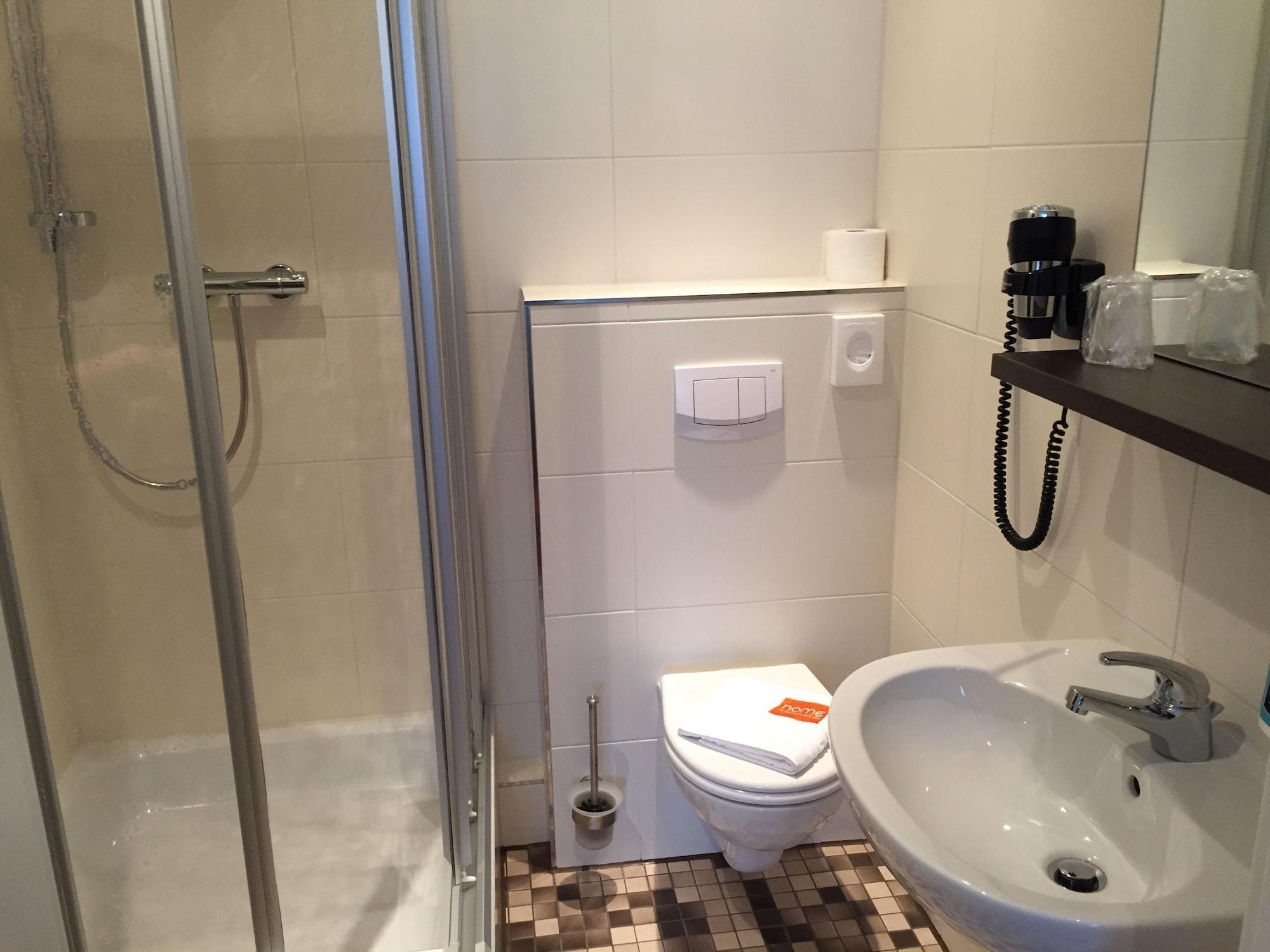 Home Hotel