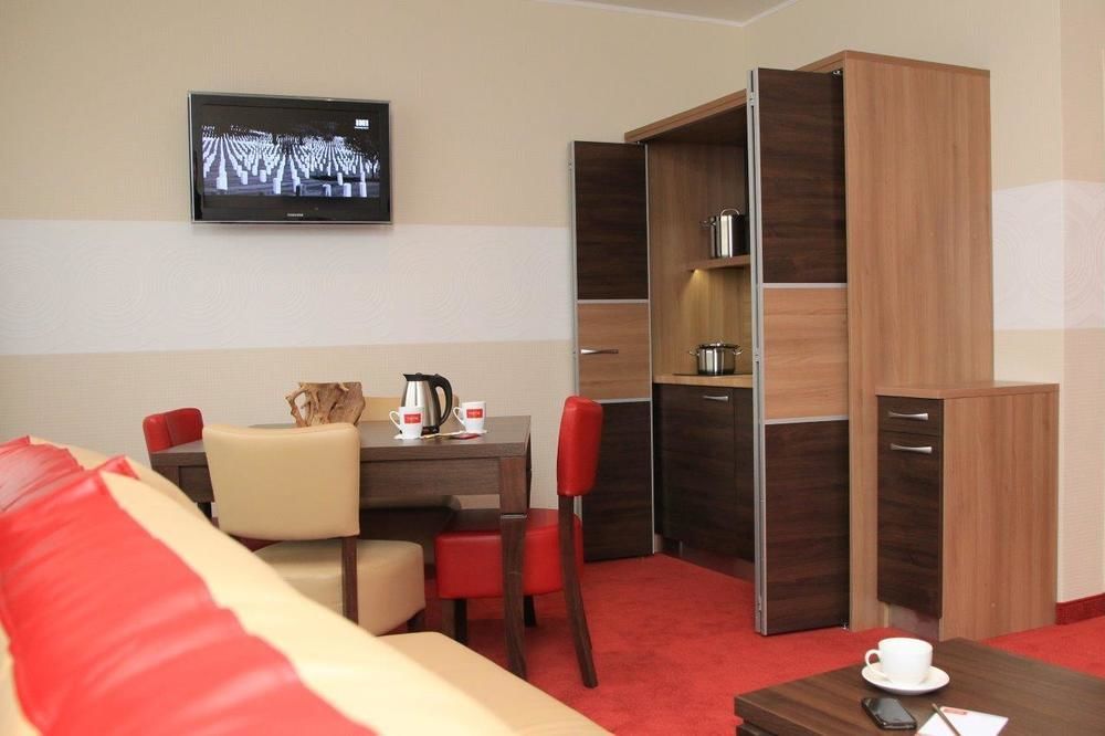 Home Hotel 3*